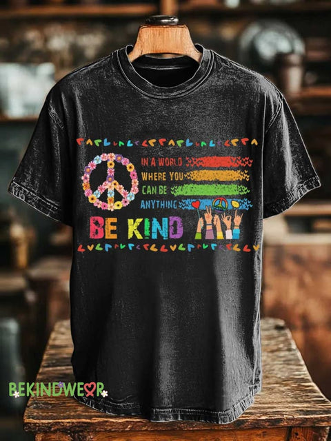 IN A WORLD WHERE YOU CAN BE ANYTHING BE KIND Peace Sign T-shirt Black / S
