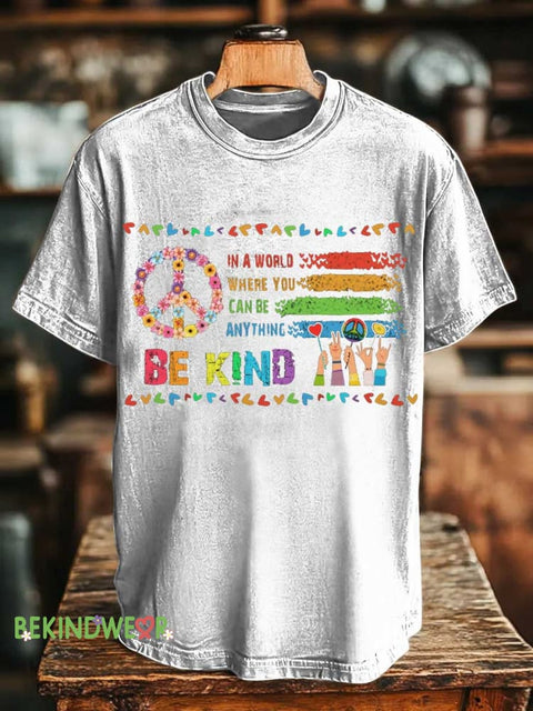IN A WORLD WHERE YOU CAN BE ANYTHING BE KIND Peace Sign T-shirt White / S